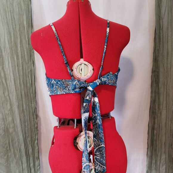 Blue‎ Silky Bandana Style Wrap Top Ties in the Back Summer Blouse Shein Size XL - Picture 3 of 5